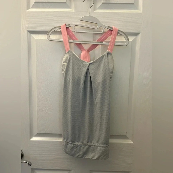 ! Lululemon racer back top with drawstring - Picture 1 of 4